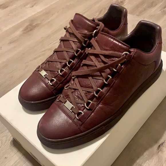 Burgundy Balenciaga‘s - Picture 4 of 7